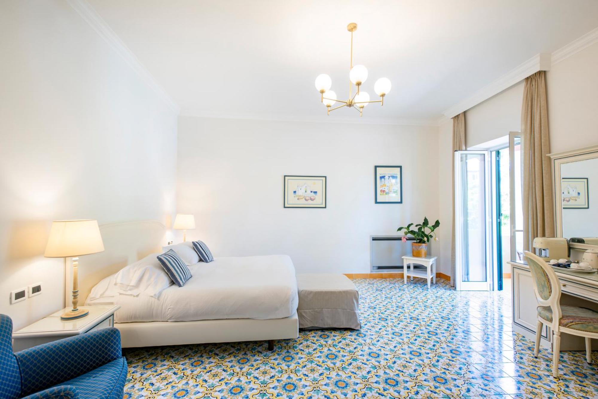 La Reginella & 4* Lacco Ameno (Isola d'Ischia)